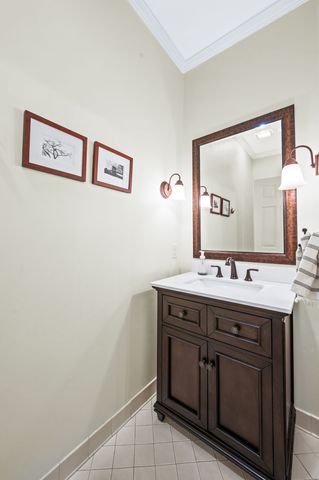 4400 Belmont Park Ter Apt 141, Nashville, TN 37215