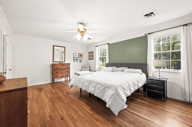 4400 Belmont Park Ter Apt 141, Nashville, TN 37215