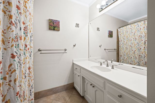 4400 Belmont Park Ter Apt 141, Nashville, TN 37215