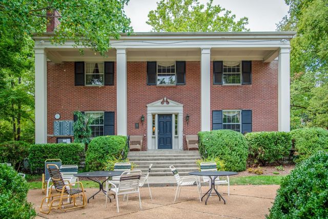 4400 Belmont Park Ter Apt 141, Nashville, TN 37215