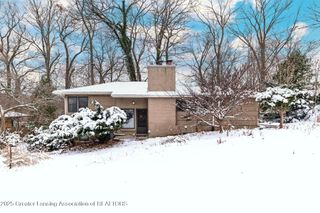 2241 Cumberland Road, Lansing, MI 48906