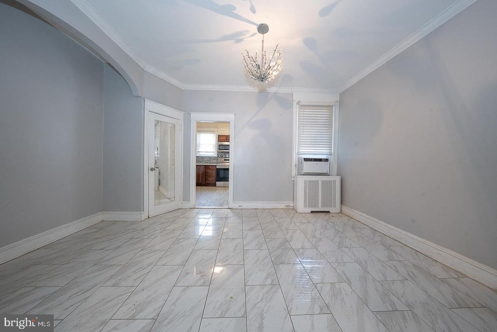 Image 13 of property listing at 232 COPLEY RD, Upper Darby, PA 19082