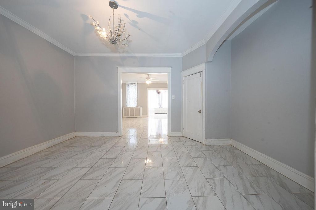 Image 15 of property listing at 232 COPLEY RD, Upper Darby, PA 19082