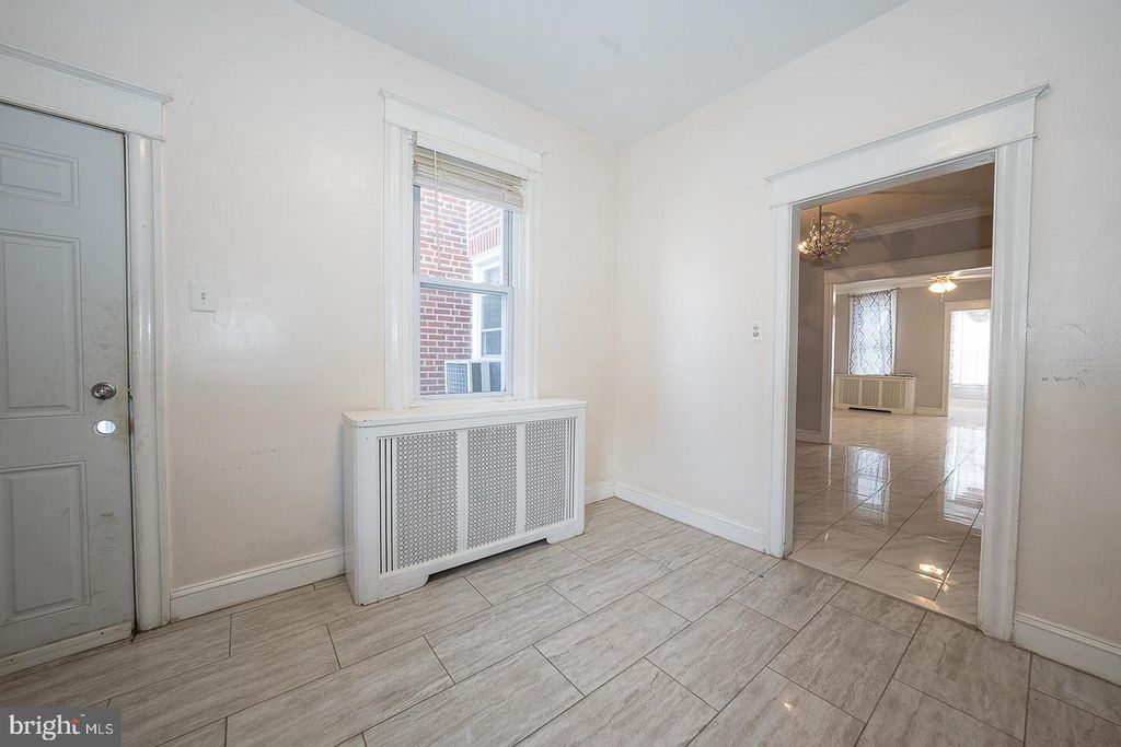 Image 19 of property listing at 232 COPLEY RD, Upper Darby, PA 19082