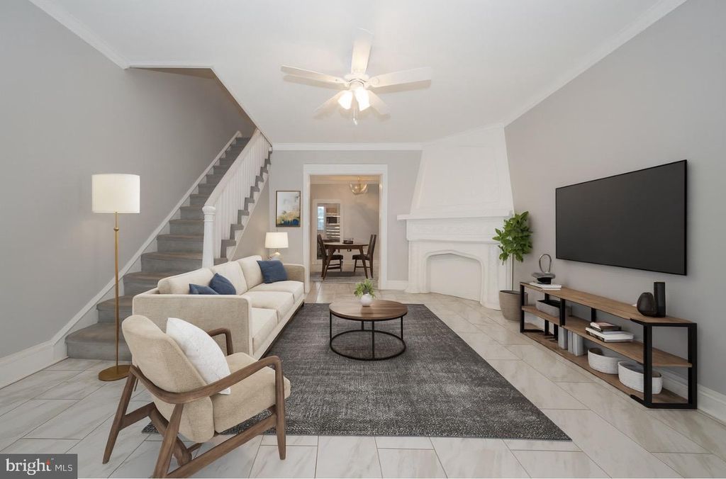 Image 3 of property listing at 232 COPLEY RD, Upper Darby, PA 19082