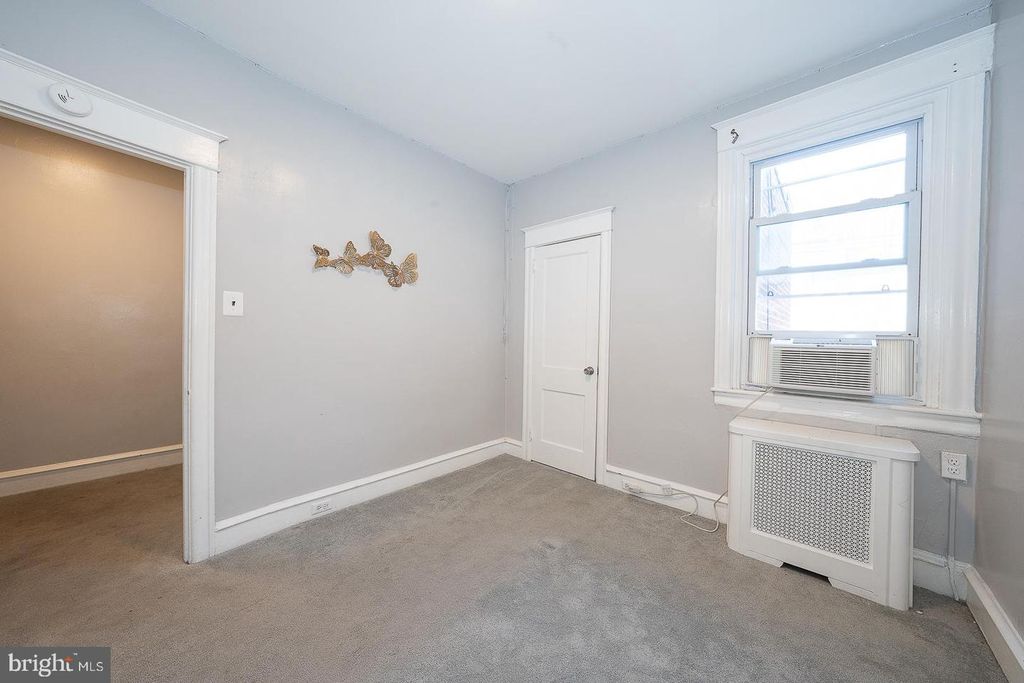 Image 30 of property listing at 232 COPLEY RD, Upper Darby, PA 19082