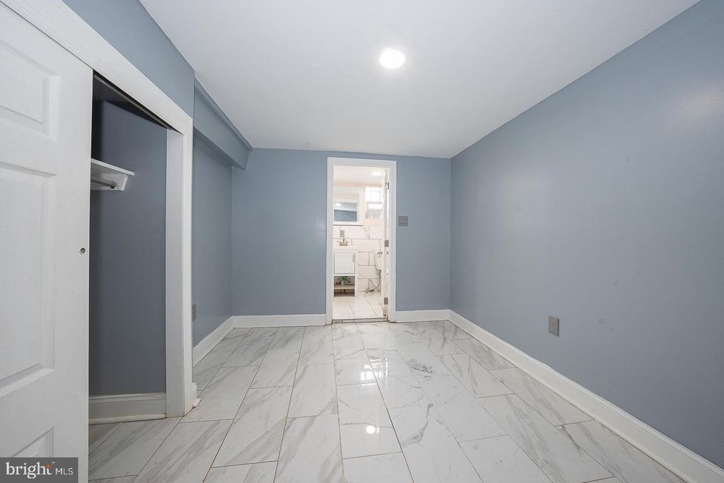 Image 39 of property listing at 232 COPLEY RD, Upper Darby, PA 19082