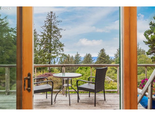 46615 HIGHWAY 101, Neskowin, OR 97149