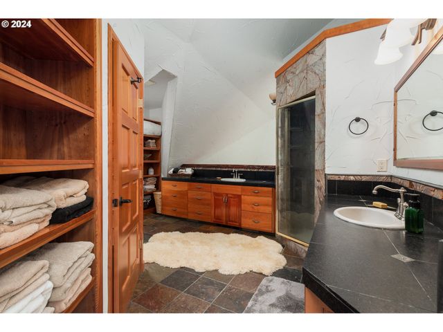 46615 HIGHWAY 101, Neskowin, OR 97149