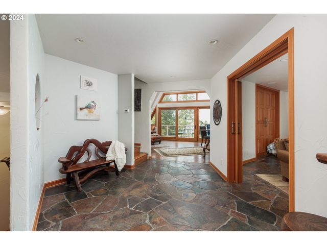 46615 HIGHWAY 101, Neskowin, OR 97149