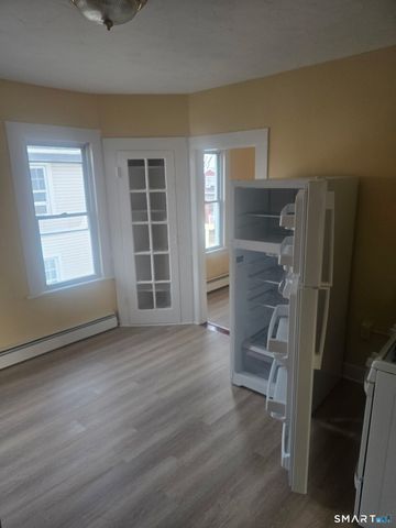 10 Cherry Street, East Hartford, CT 06108