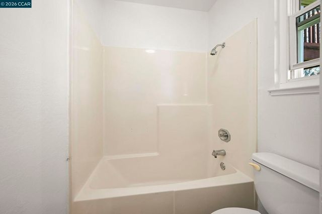 523 Thistle Cir, Martinez, CA 94553