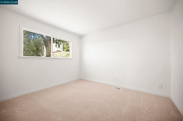 523 Thistle Cir, Martinez, CA 94553