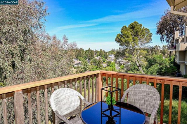 523 Thistle Cir, Martinez, CA 94553