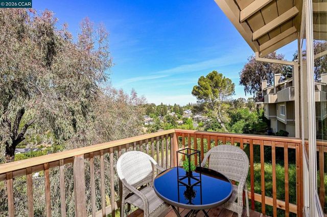 523 Thistle Cir, Martinez, CA 94553