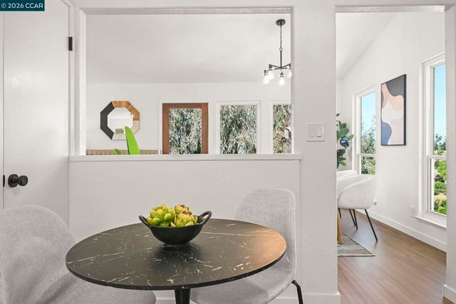 523 Thistle Cir, Martinez, CA 94553