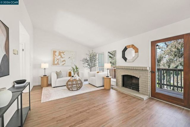 523 Thistle Cir, Martinez, CA 94553