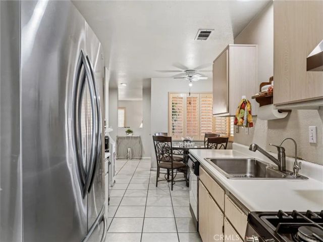 17956 Kendall Circle, Adelanto, CA 92301