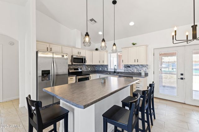 9343 W PINEVETA Drive, Arizona City, AZ 85123