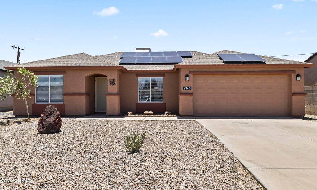 9343 W PINEVETA Drive, Arizona City, AZ 85123