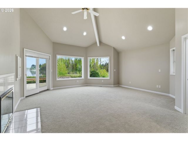 1220 2ND St, Columbia City, OR 97018