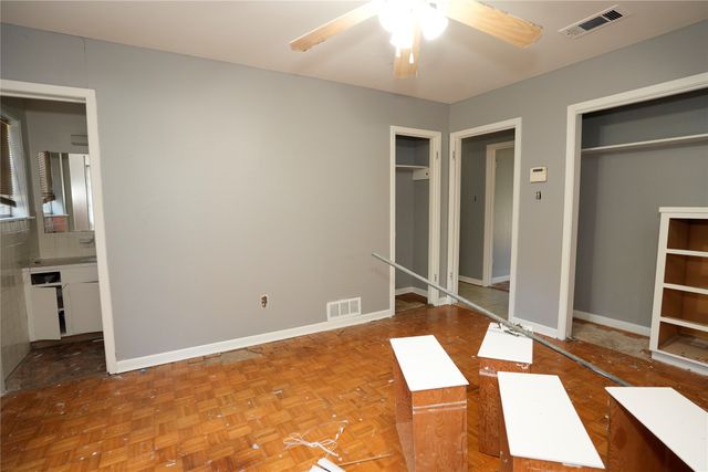 650 Hyde Park Place, Shreveport, LA 71108
