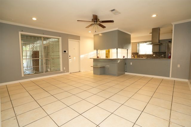 650 Hyde Park Place, Shreveport, LA 71108