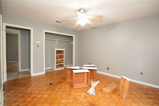 650 Hyde Park Place, Shreveport, LA 71108