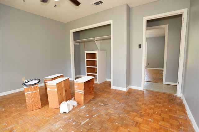 650 Hyde Park Place, Shreveport, LA 71108