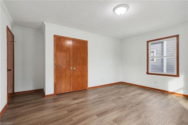 210 Parkway Avenue, High Point, NC 27262