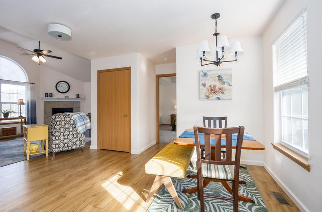 4482 N Toby Avenue, Springfield, MO 65803