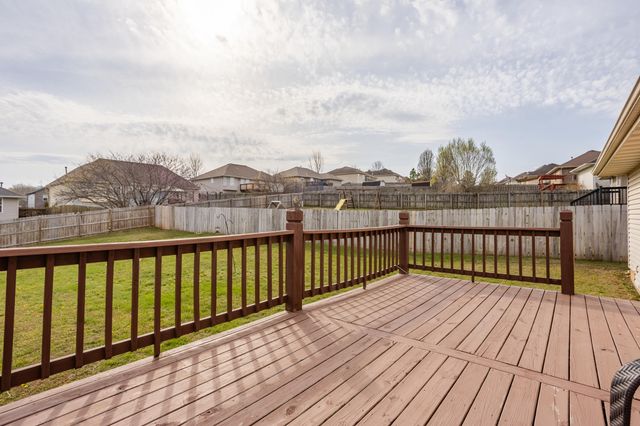 4482 N Toby Avenue, Springfield, MO 65803