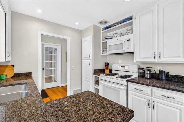 9 Frederick Circle, Madison, WI 53711