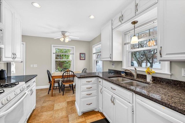 9 Frederick Circle, Madison, WI 53711