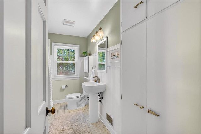 9 Frederick Circle, Madison, WI 53711