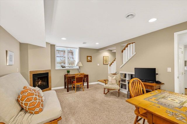 9 Frederick Circle, Madison, WI 53711