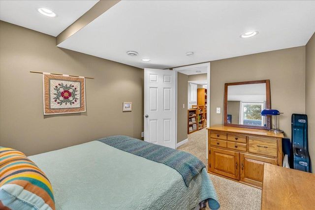 9 Frederick Circle, Madison, WI 53711