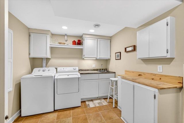 9 Frederick Circle, Madison, WI 53711