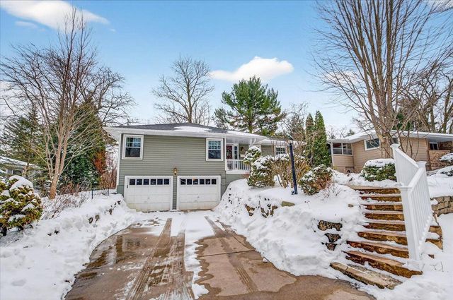 9 Frederick Circle, Madison, WI 53711