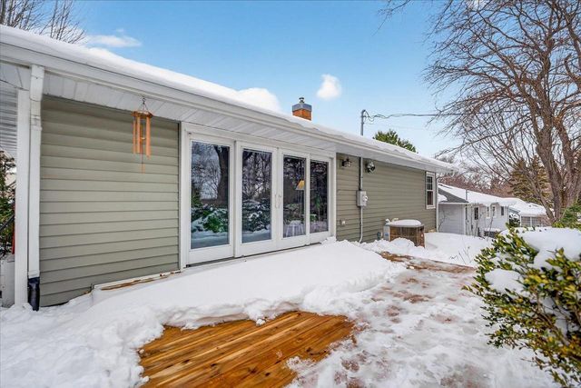 9 Frederick Circle, Madison, WI 53711