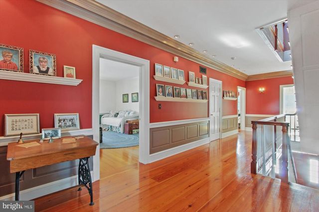 60 SOUTHSIDE DR, Newville, PA 17241