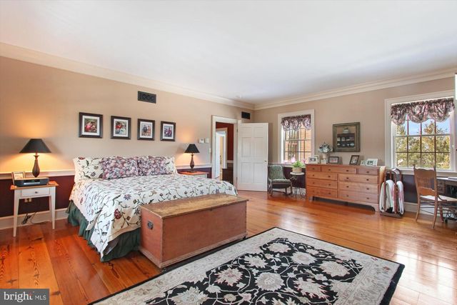 60 SOUTHSIDE DR, Newville, PA 17241