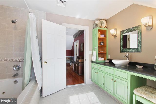 60 SOUTHSIDE DR, Newville, PA 17241