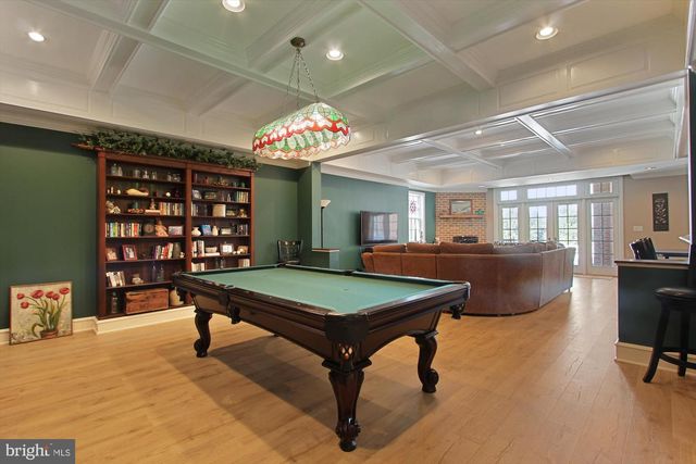 60 SOUTHSIDE DR, Newville, PA 17241