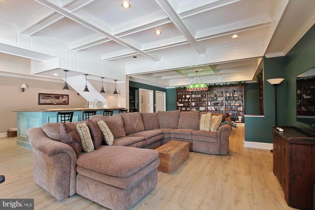 60 SOUTHSIDE DR, Newville, PA 17241