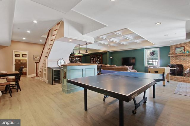 60 SOUTHSIDE DR, Newville, PA 17241