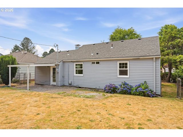 9233 Se MORRISON St, Portland, OR 97216