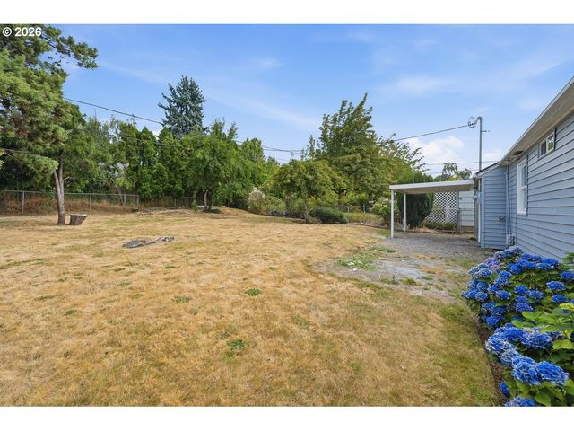 9233 Se MORRISON St, Portland, OR 97216