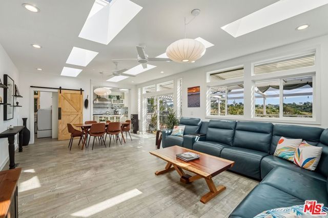 29500 Heathercliff Rd 105, Malibu, CA 90265