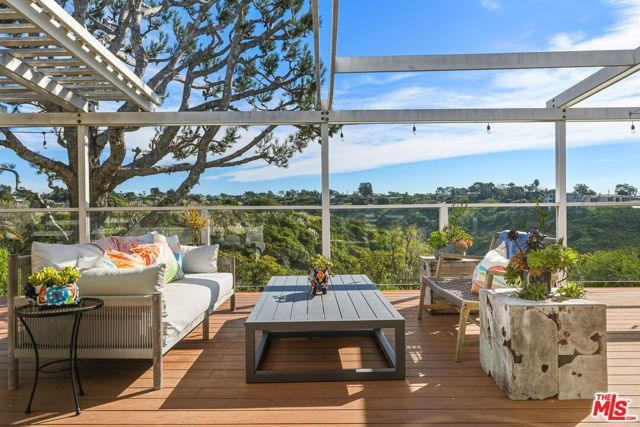 29500 Heathercliff Rd 105, Malibu, CA 90265